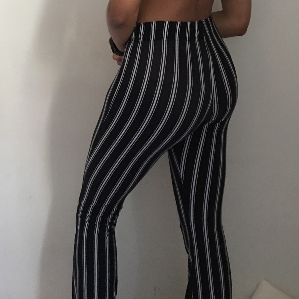 Stretch black and white pants